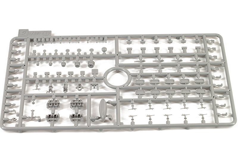 Very Fire 1/350 USS Des Moines Standard Kit / Deluxe kit (VF350918 /VF350918 DX)